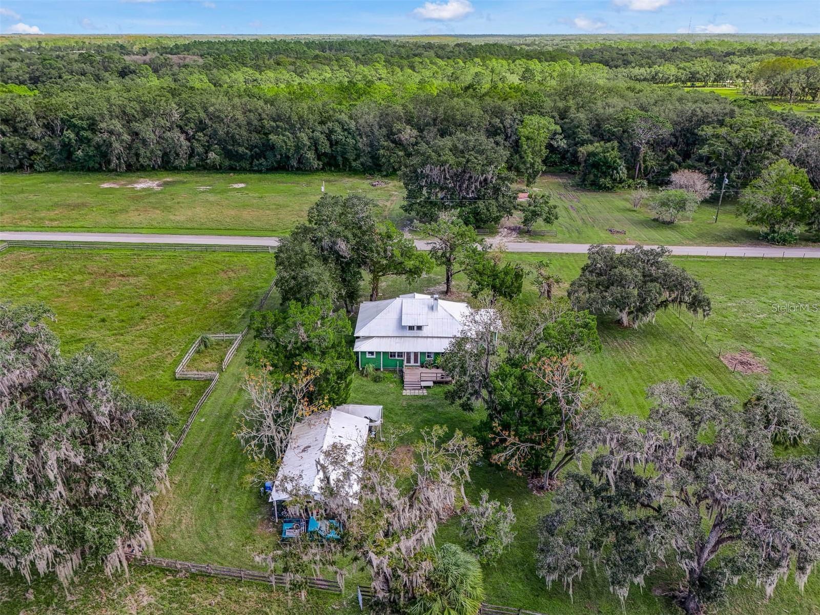 350 5th Street, FL