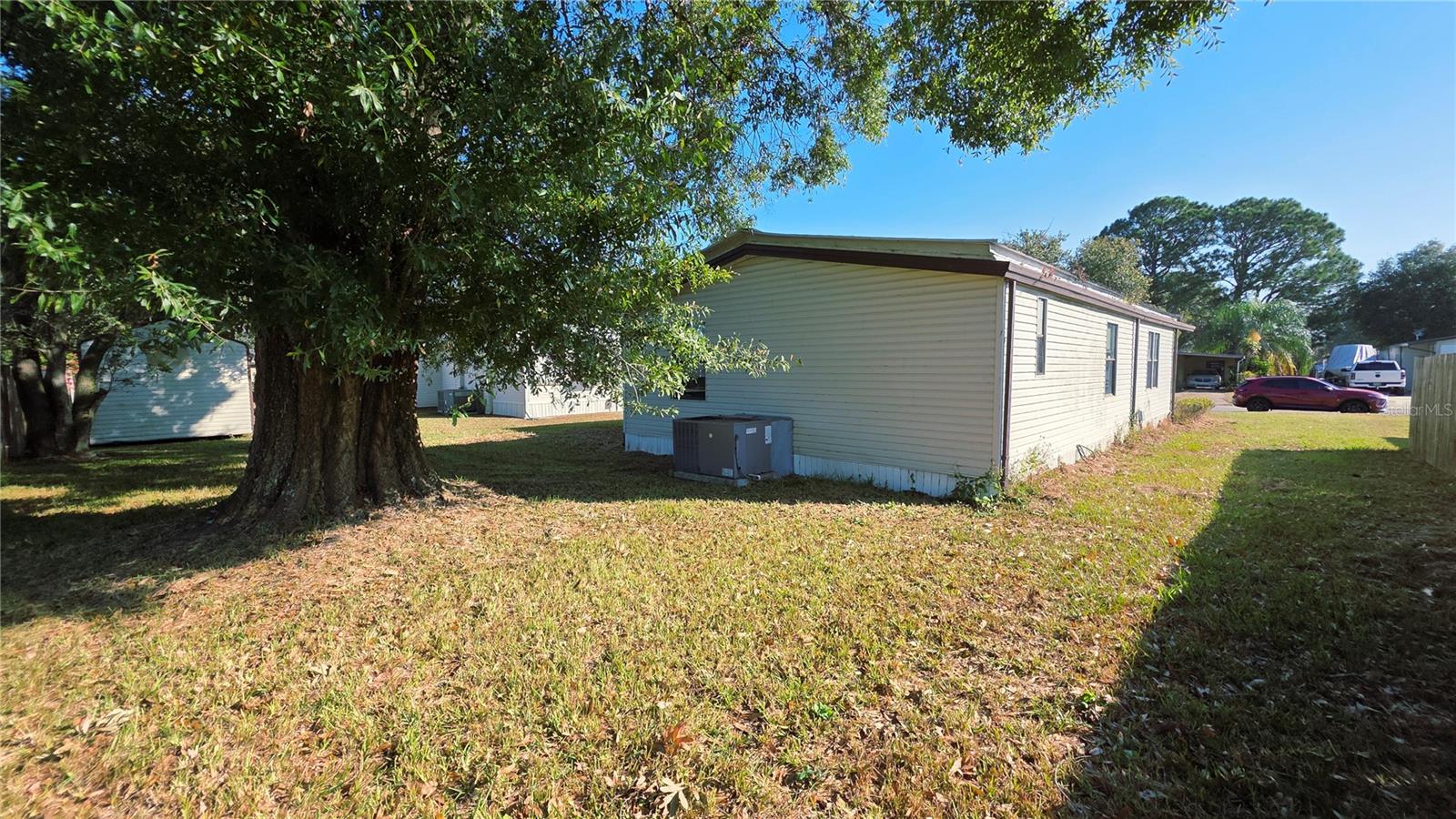437 Skyline Drive, FL