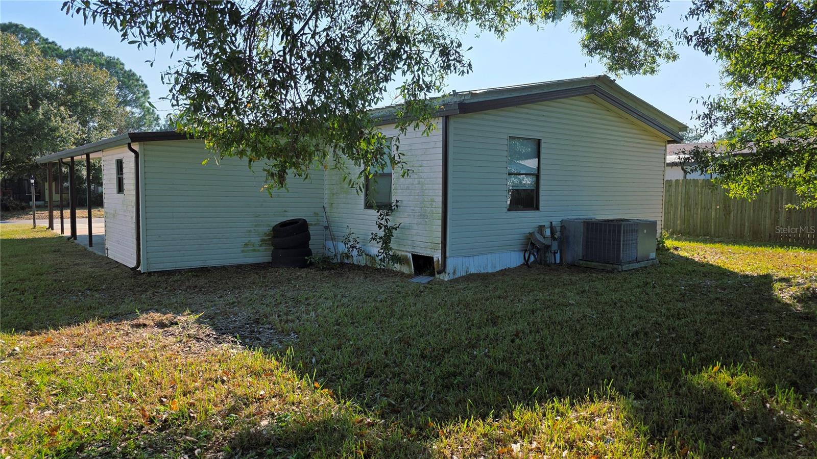 437 Skyline Drive, FL