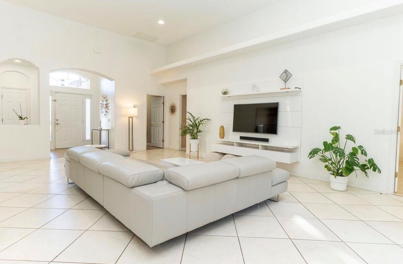 2110 Bunker View Court, FL