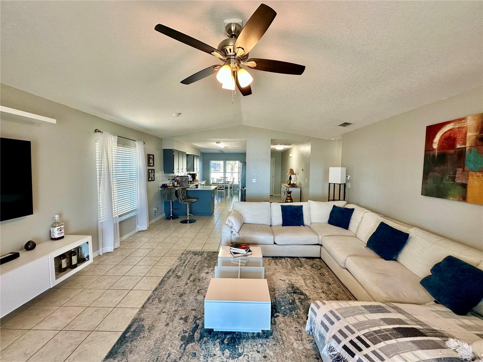 802 Marcia Loop, FL