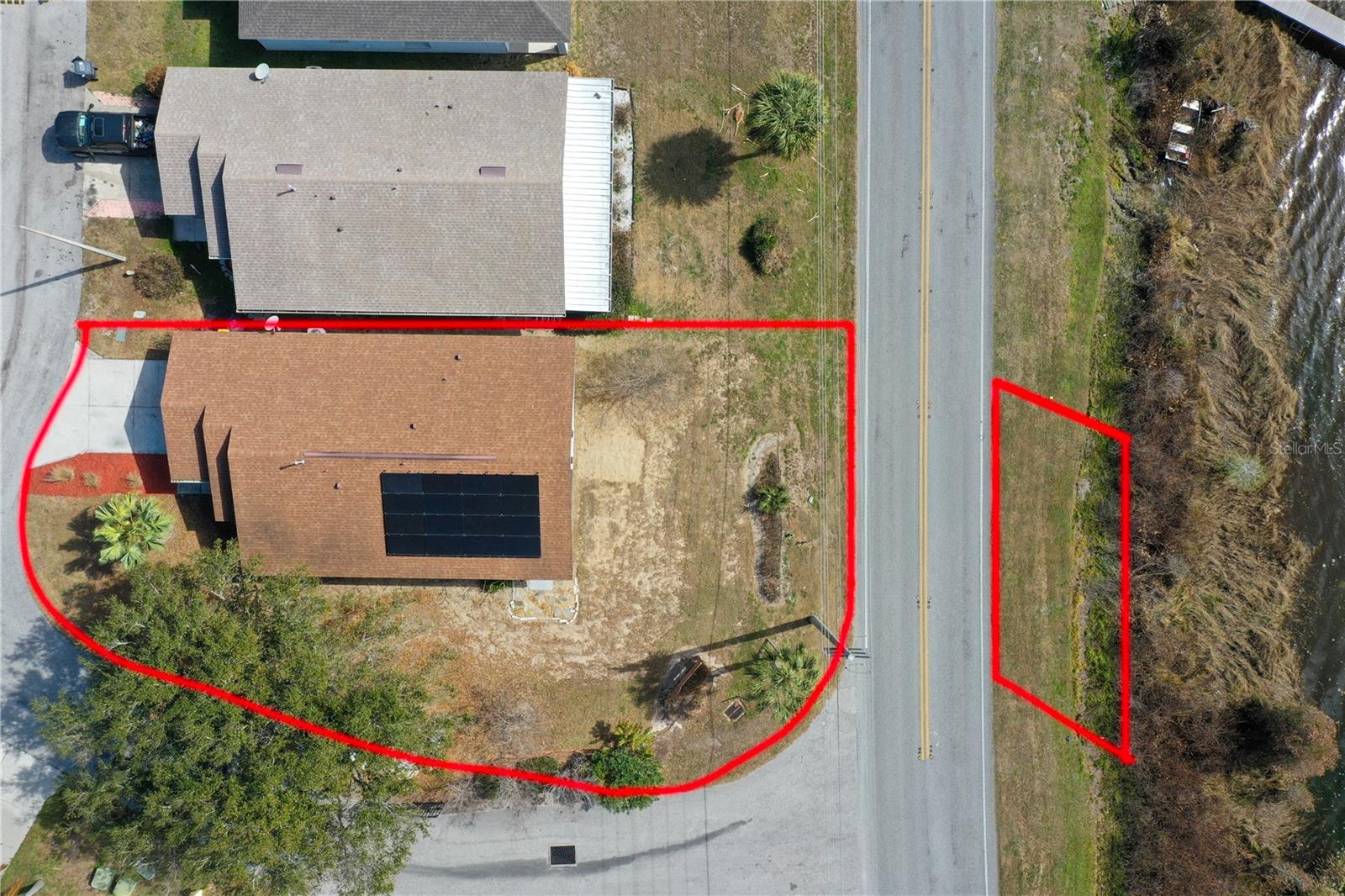 802 Marcia Loop, FL