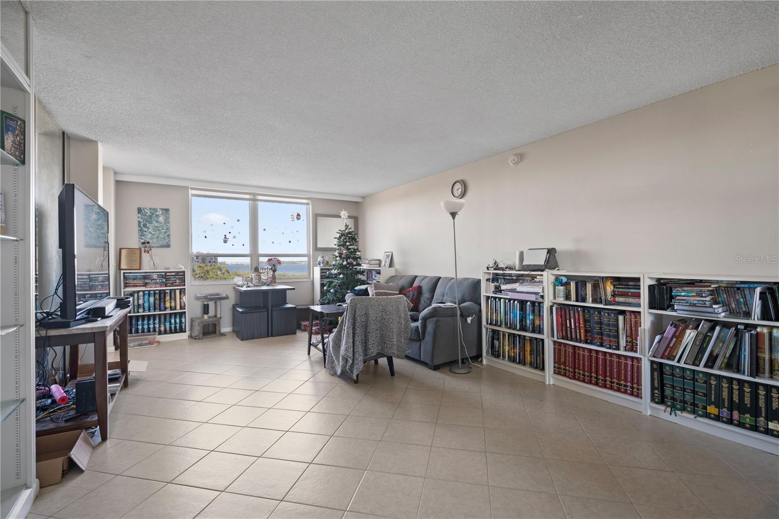 2621 Cove Cay Drive, FL