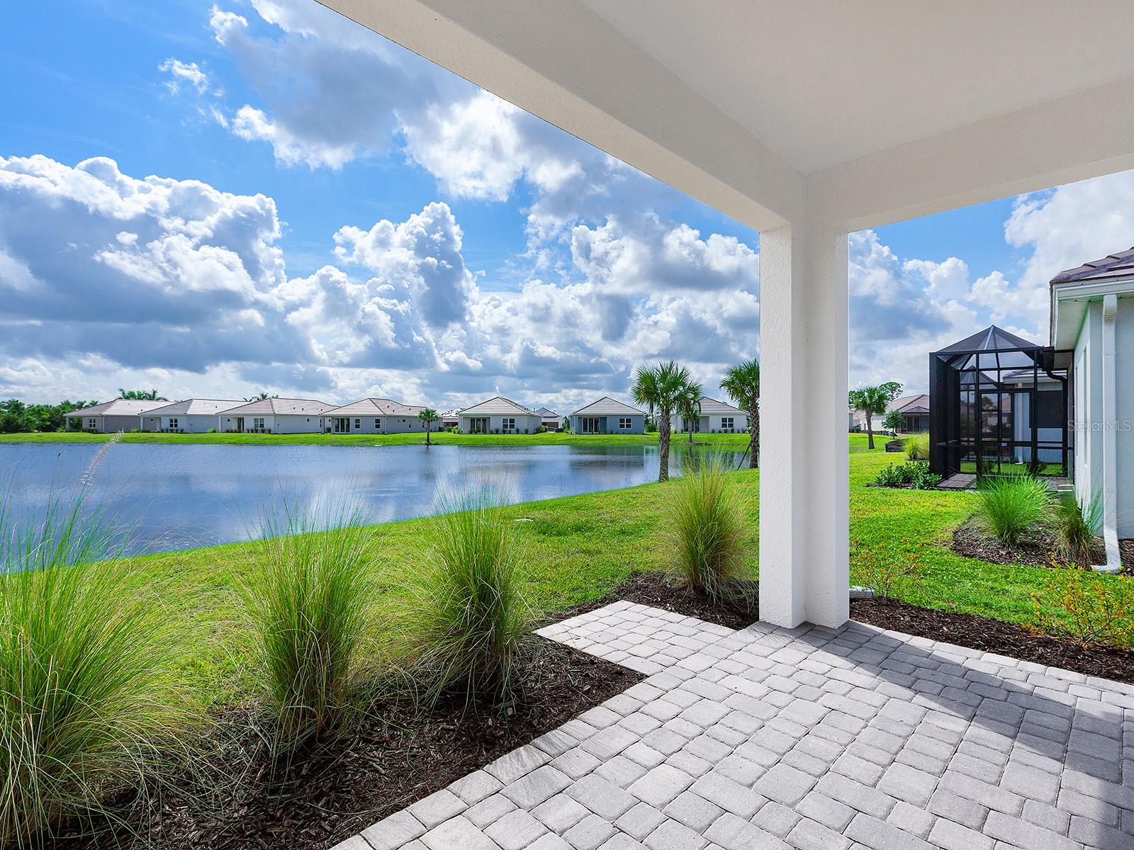 18260 Vizcaya Court, FL