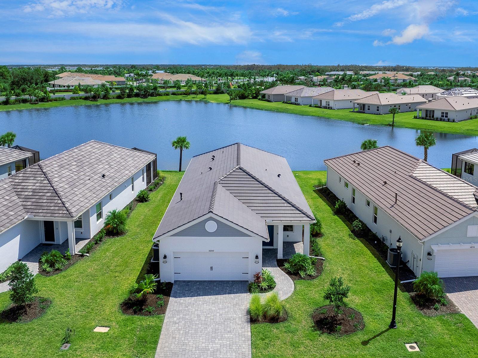 18260 Vizcaya Court, FL