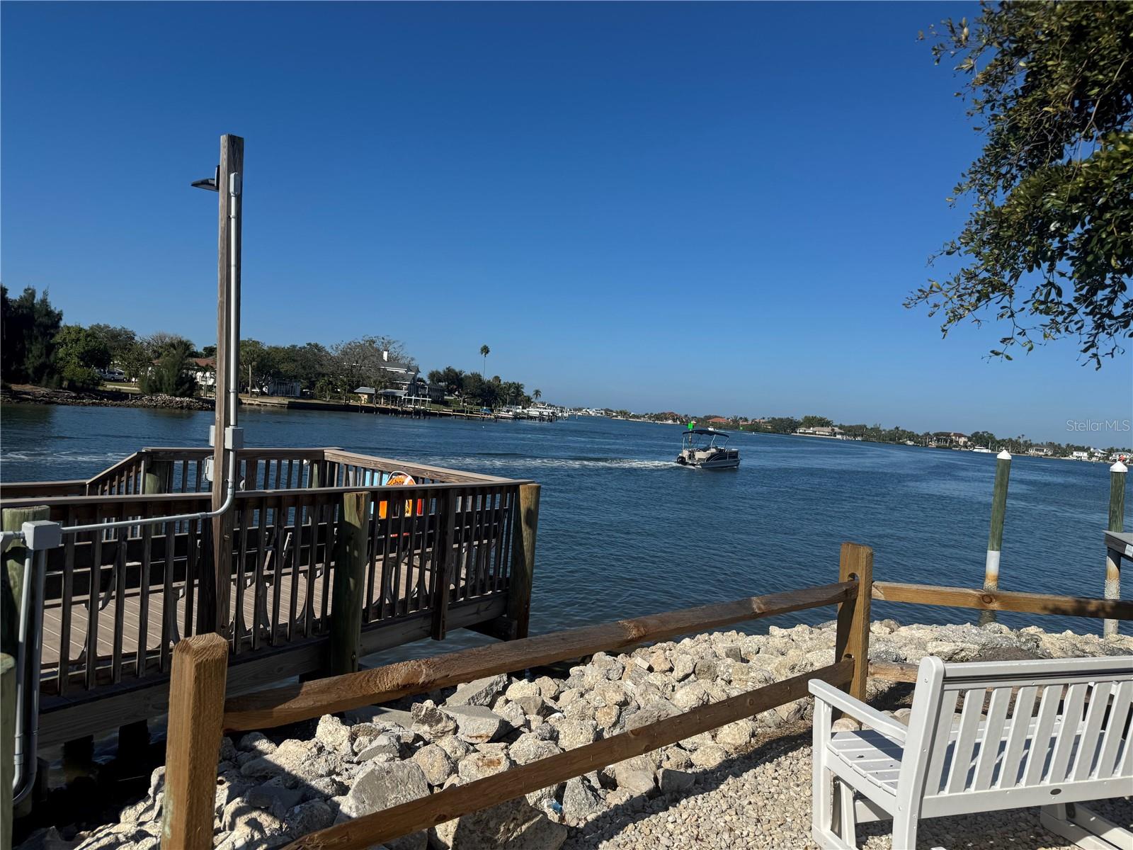 61 5th Avenue, FL