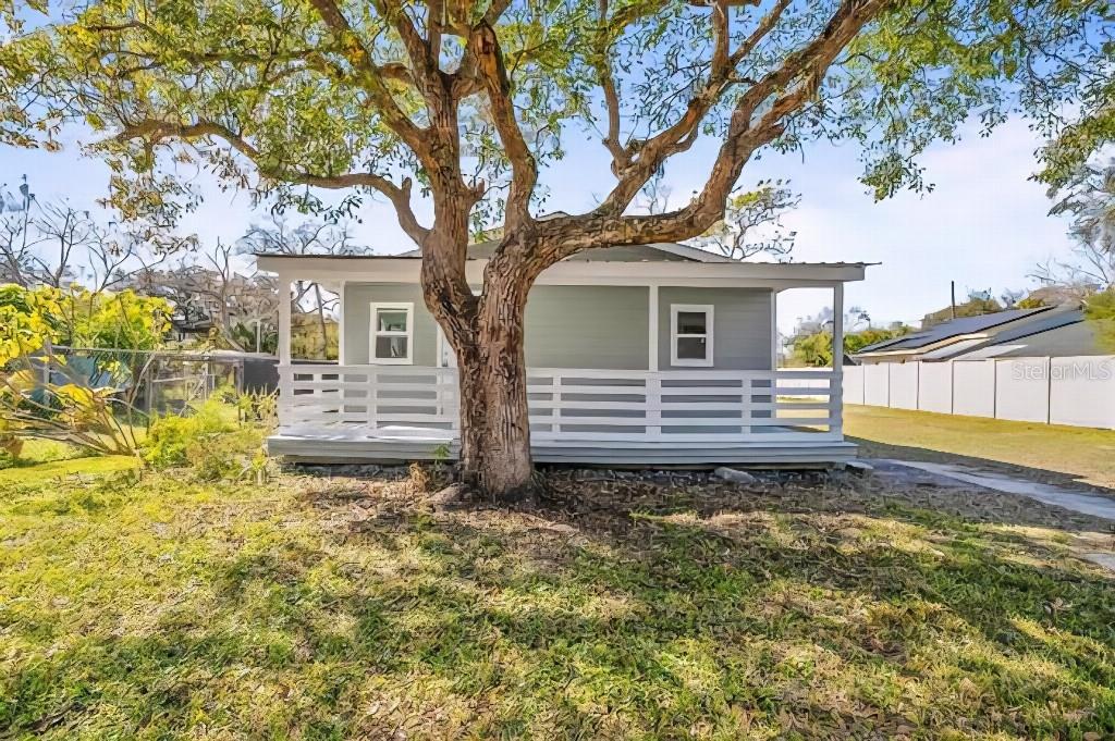 634 Foster Avenue, FL