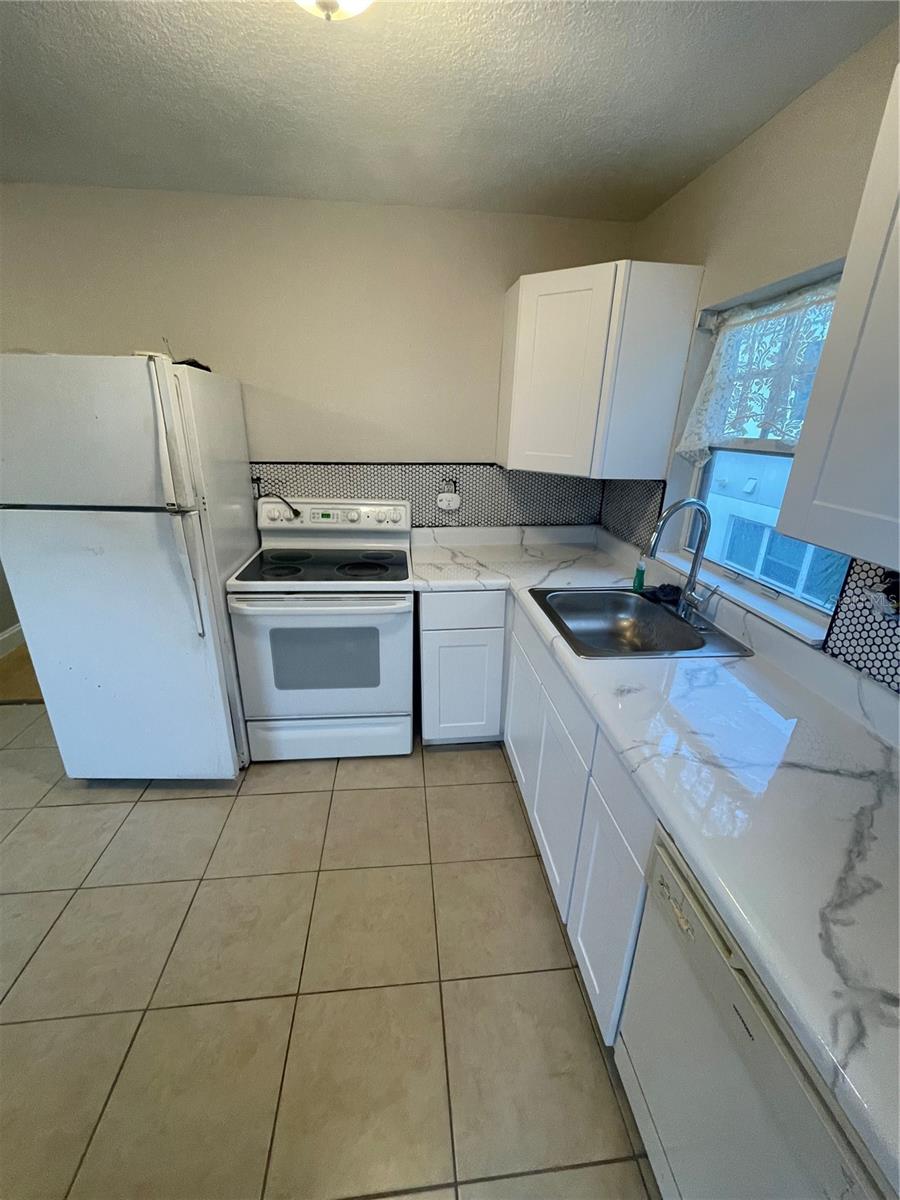 727 1/2 Edgewater Drive, FL