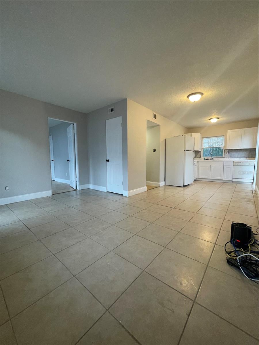 727 1/2 Edgewater Drive, FL