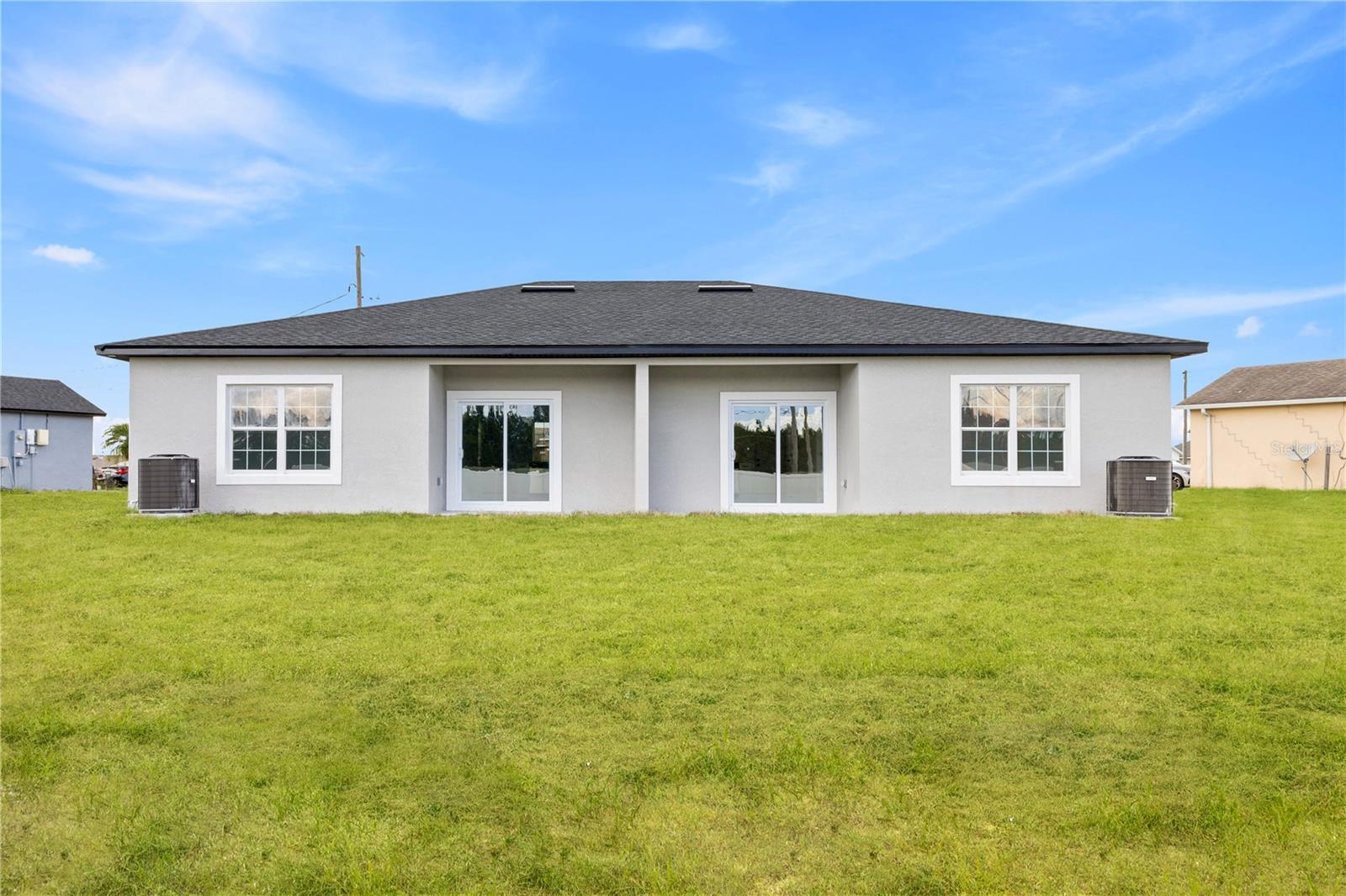 476-474 Columbia Court, FL