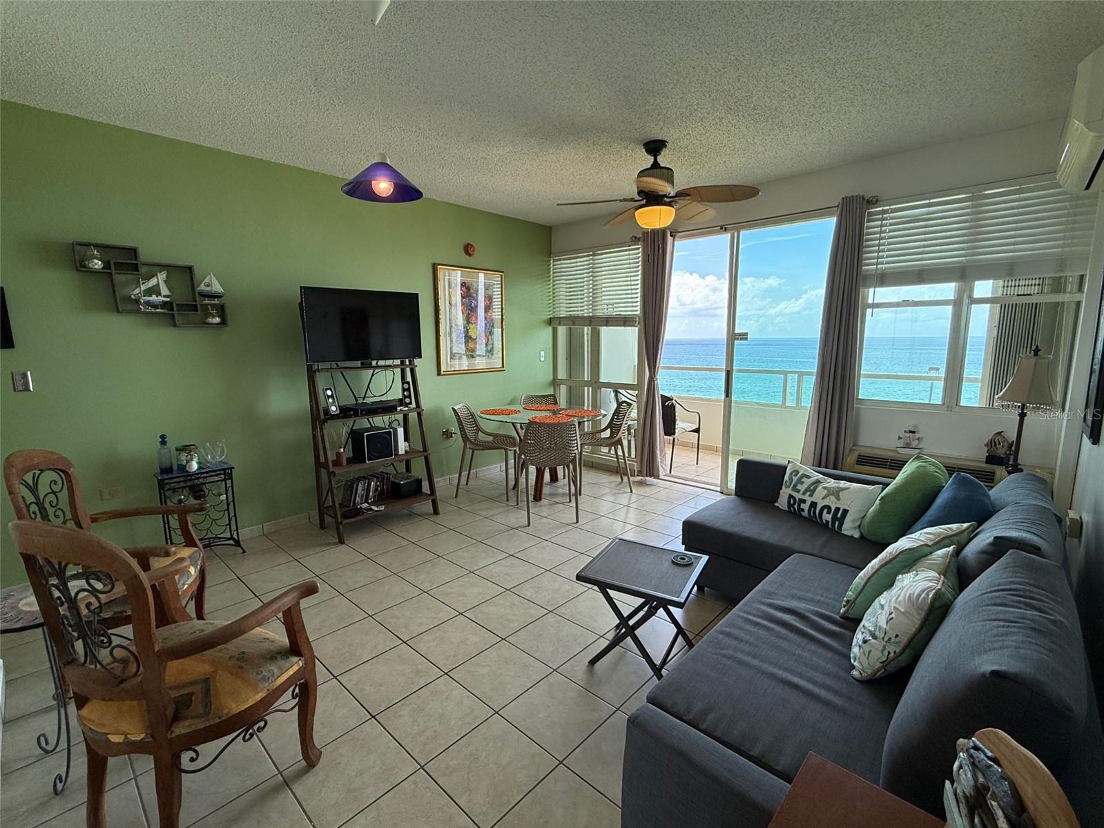 Condo Pelican Reef Apt 302, PR