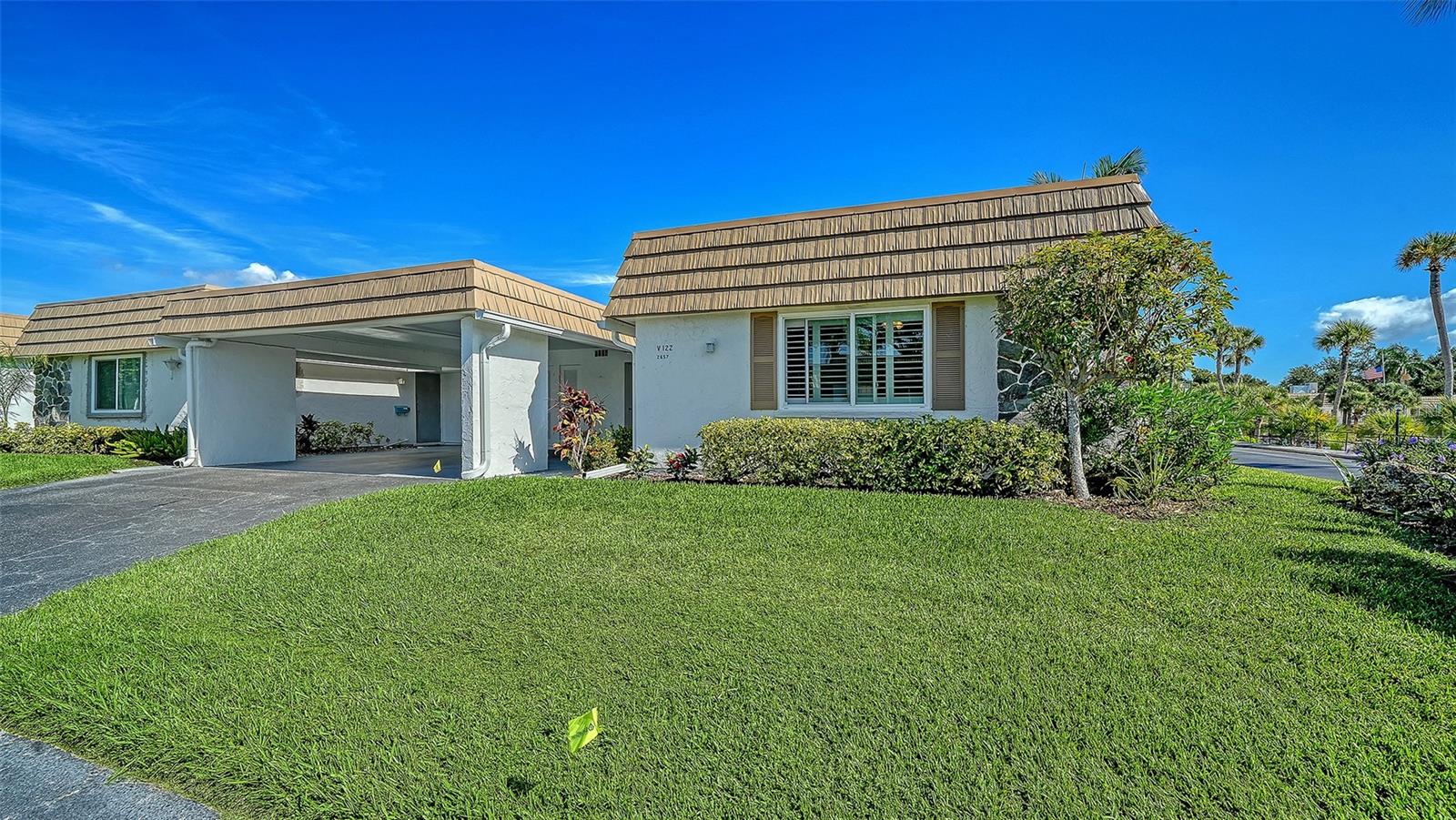 2657 Riverbluff Parkway, FL