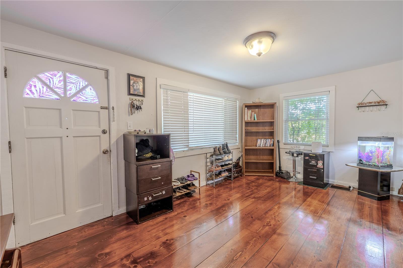 1765 Kings Highway, FL