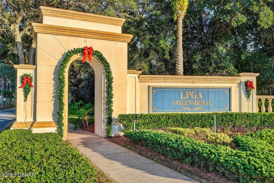 1033 Scramble Drive, FL
