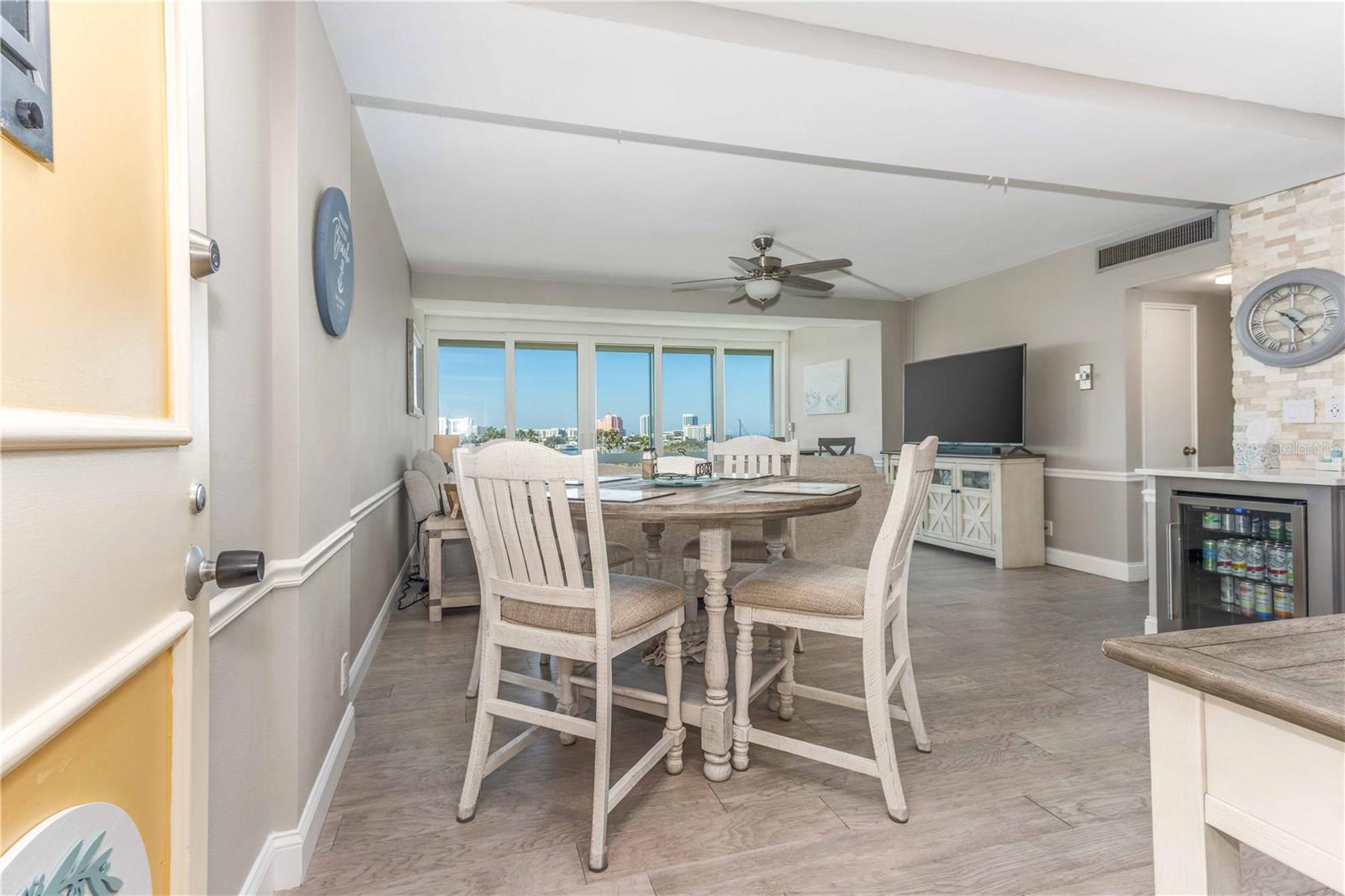 31 Island Way, FL