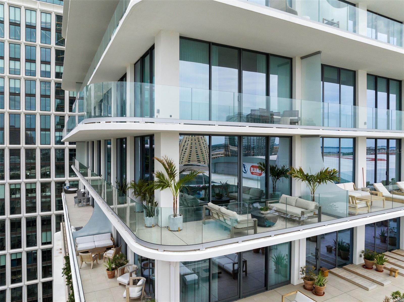 1000 Water Street, FL