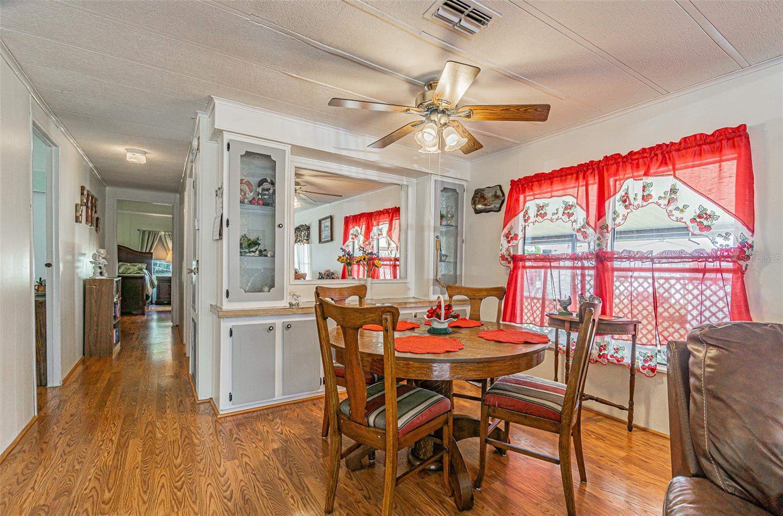 39353 Sycamore Lane, FL