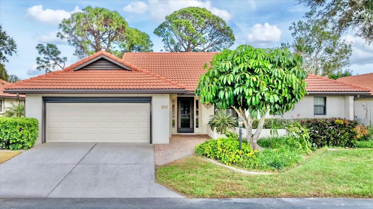270 Laurel Hollow Drive, FL