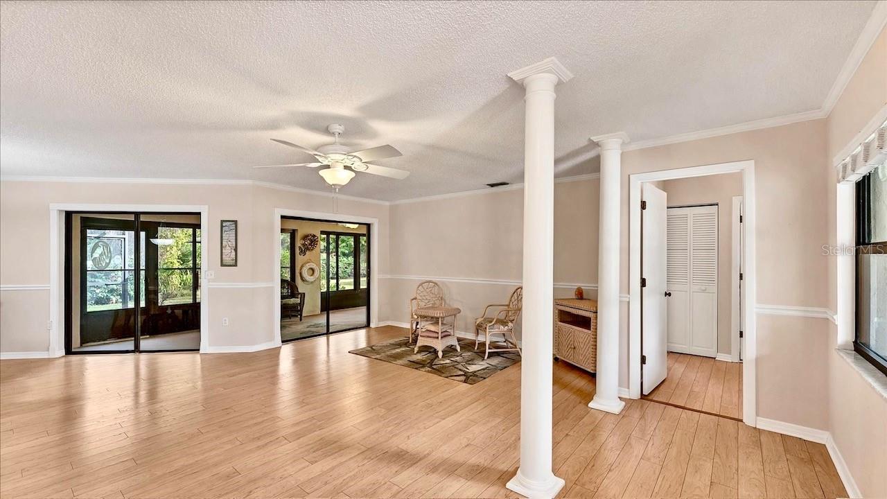 270 Laurel Hollow Drive, FL