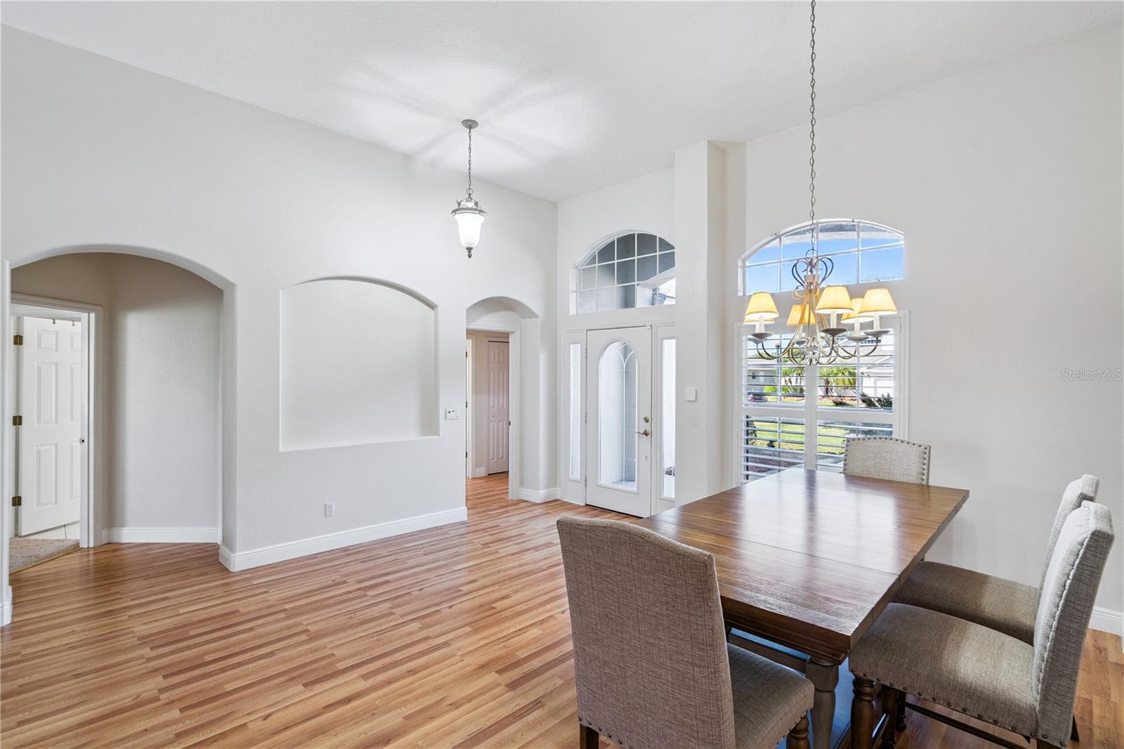 3823 Beacon Ridge Way, FL