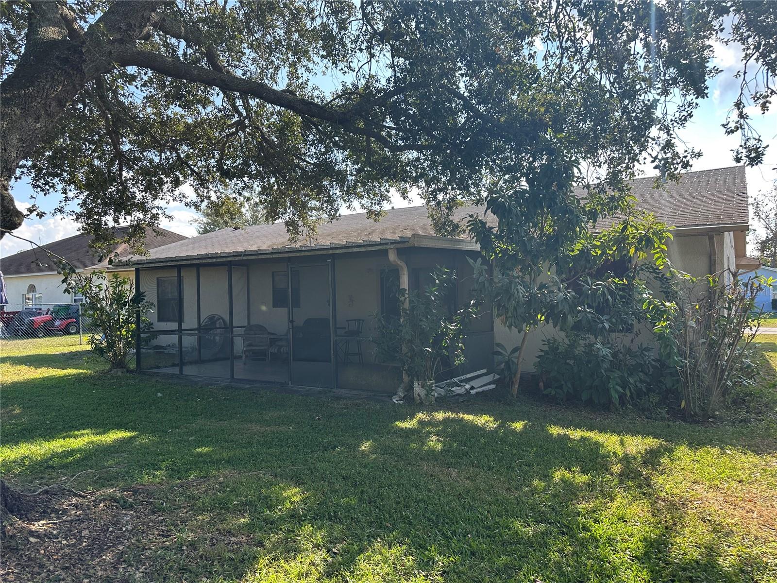 746 Maderia Court, FL
