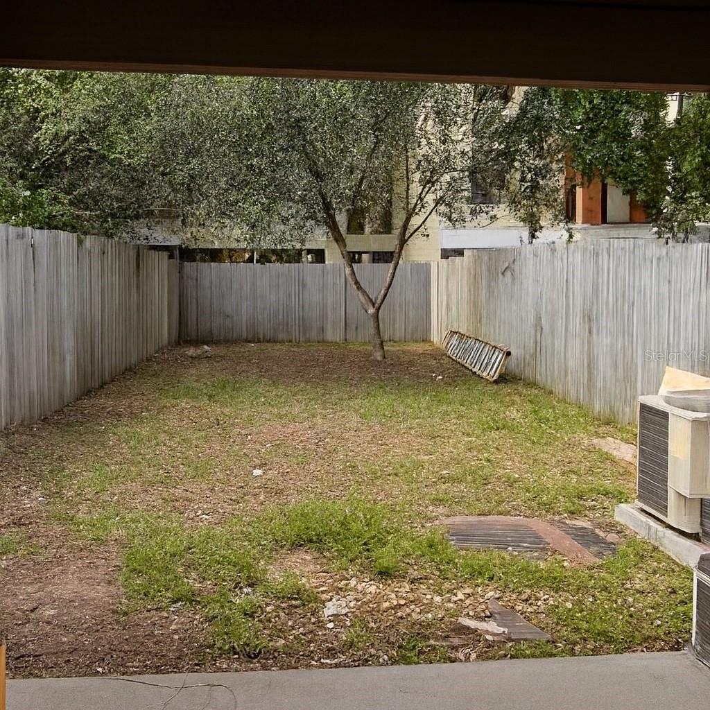 2772 Gray Fox Lane, FL