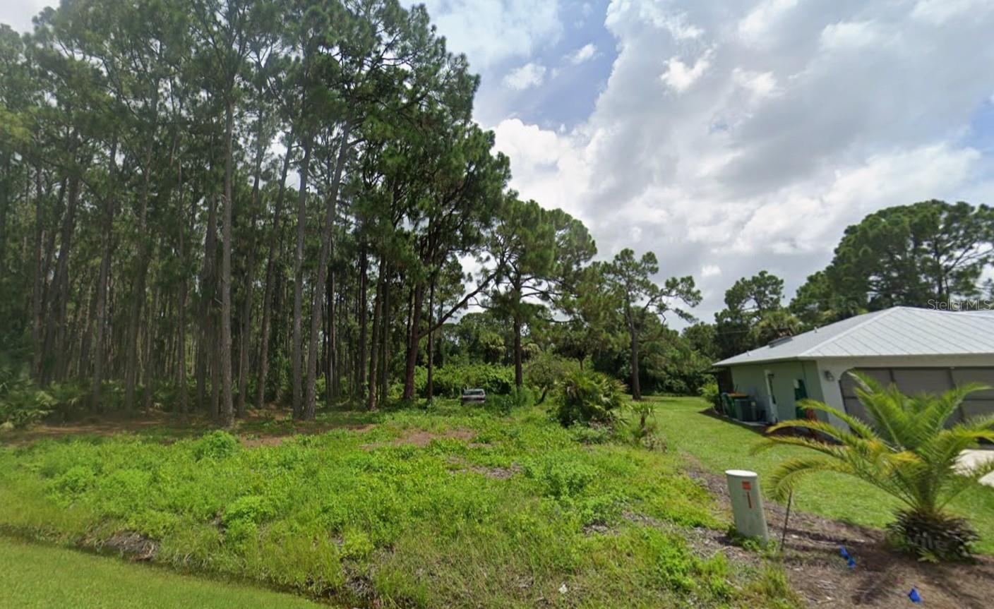 12203 Chamberlain Boulevard, FL