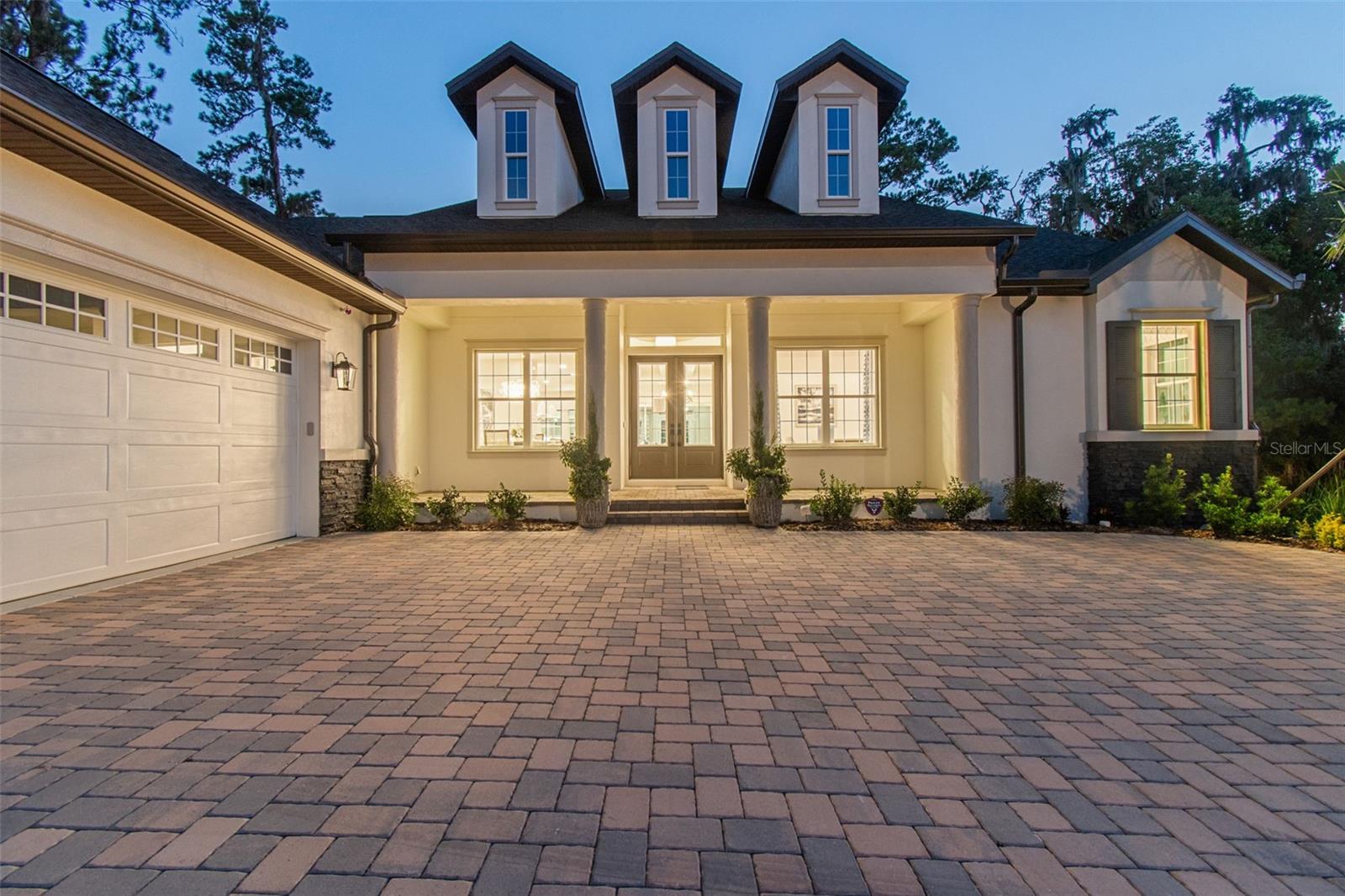 6470 Summit View Drive, FL