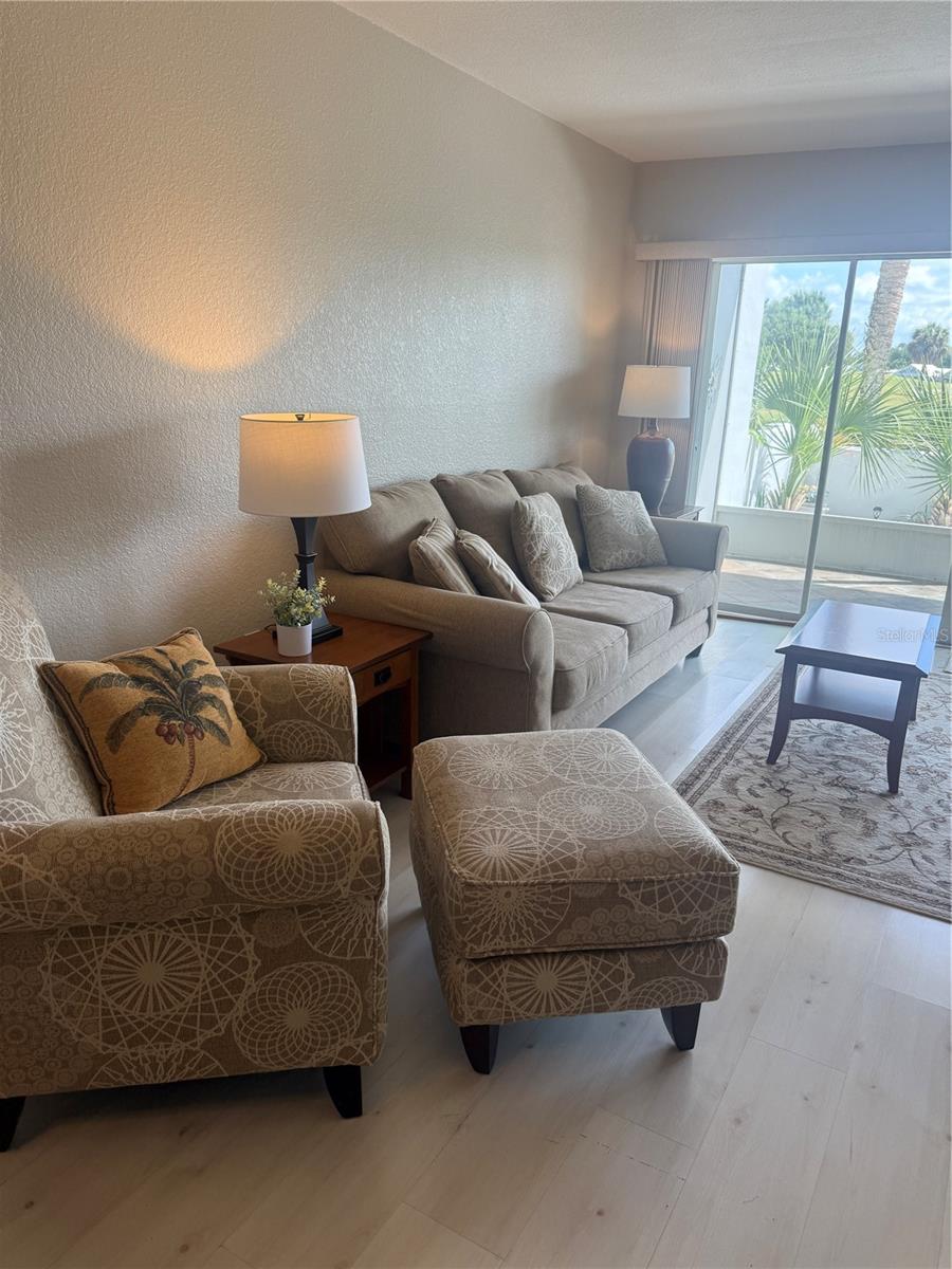 404 Cerromar Circle, FL