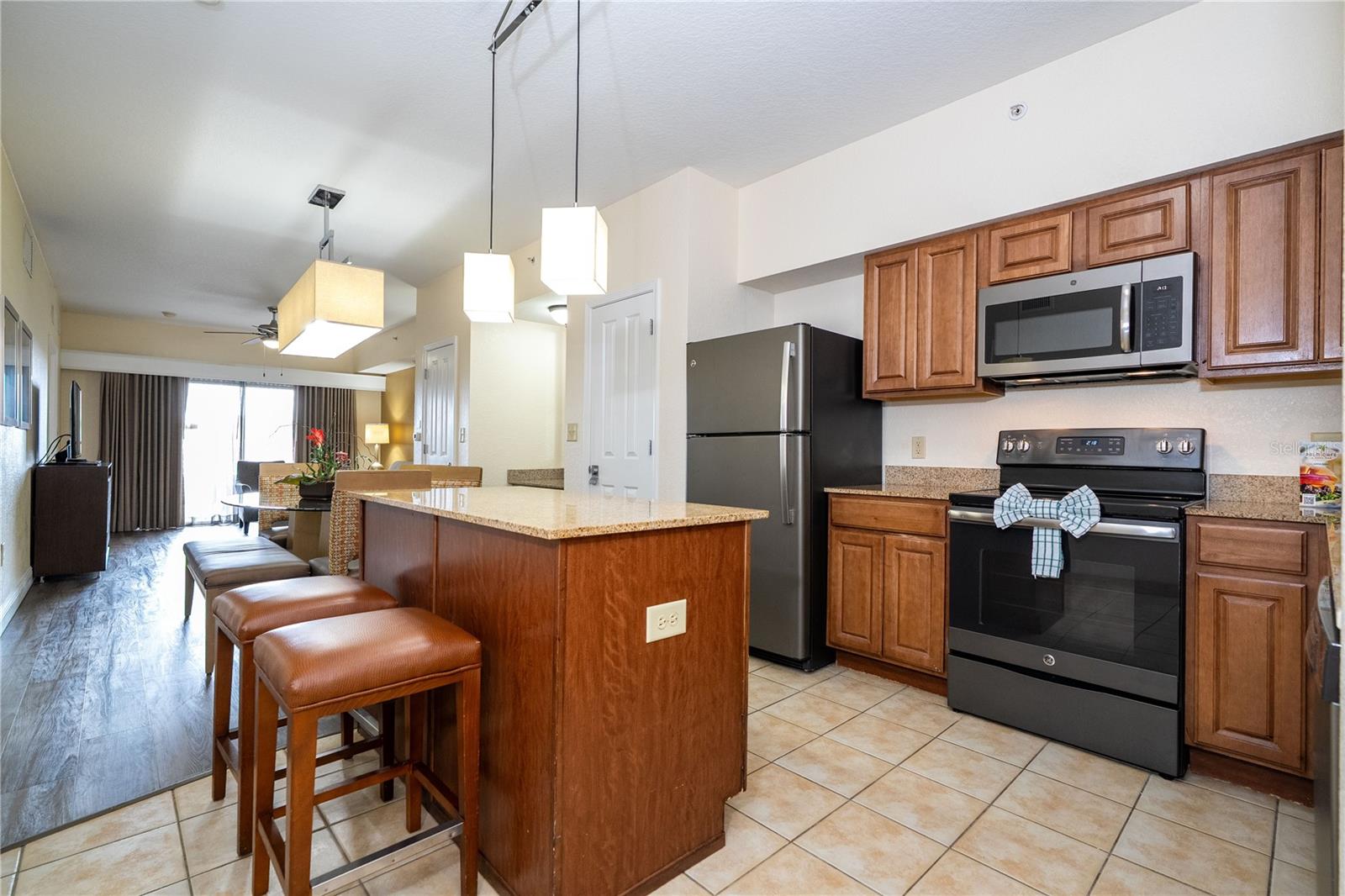 12527 Floridays Resort Drive, FL
