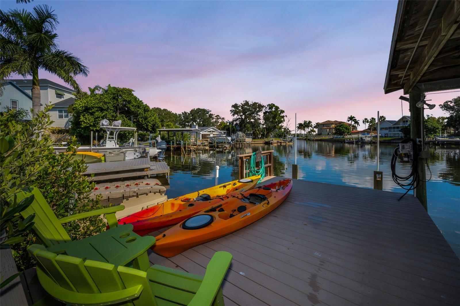 110 Carlyle Circle, FL