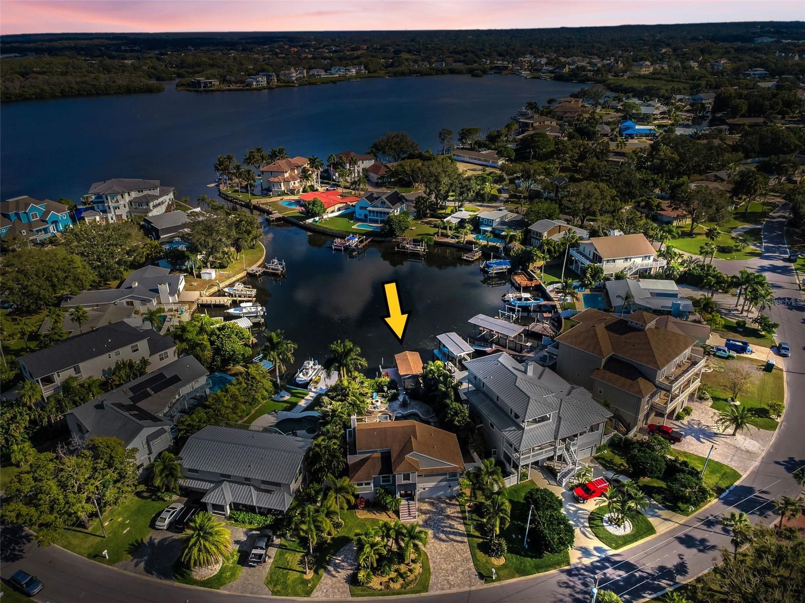 110 Carlyle Circle, FL
