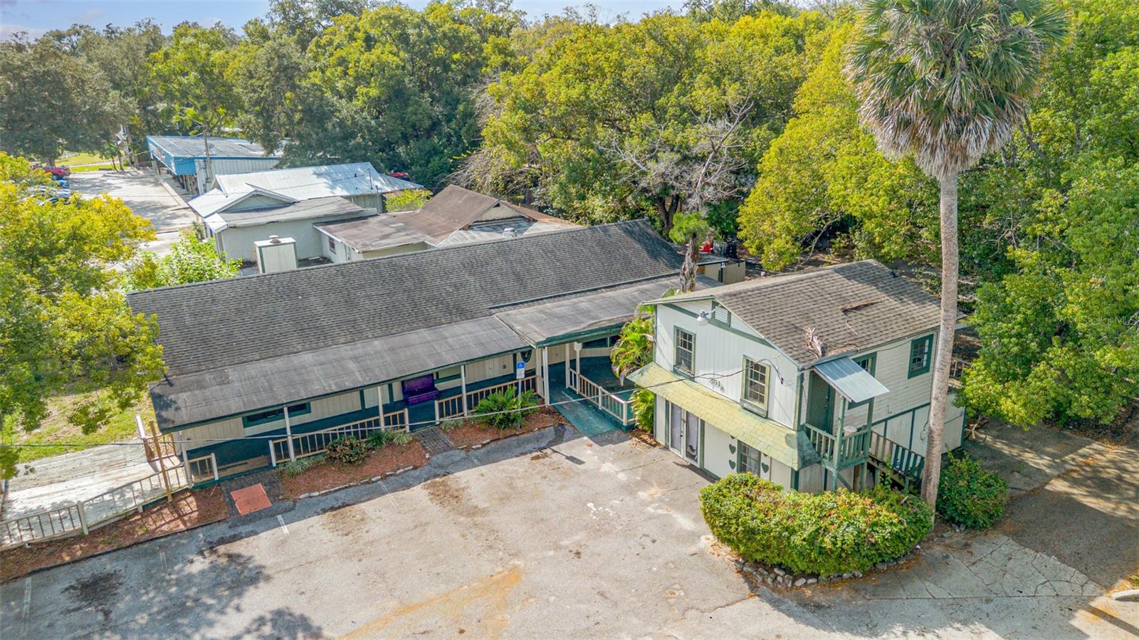 2516 Sanford Avenue, FL