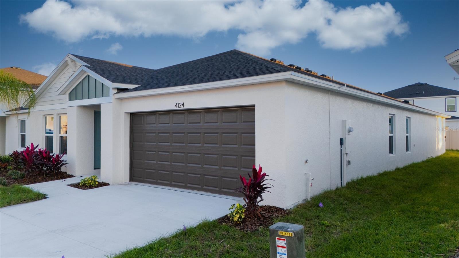 4124 River Beacon Boulevard, FL