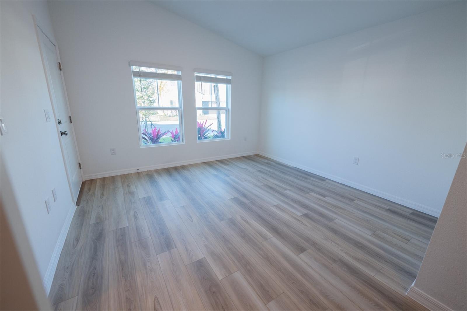 4124 River Beacon Boulevard, FL