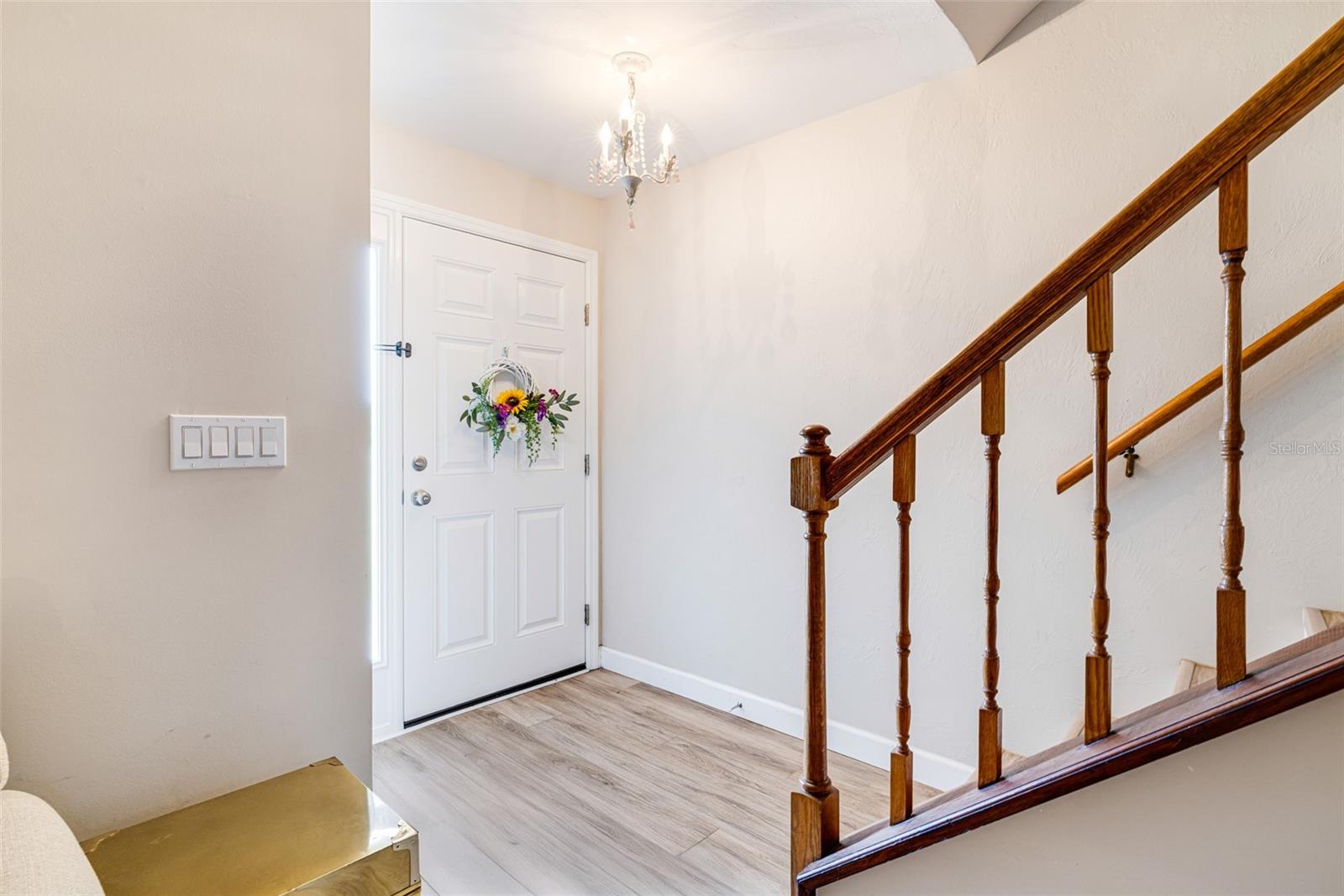 17025 Golfside Circle, FL