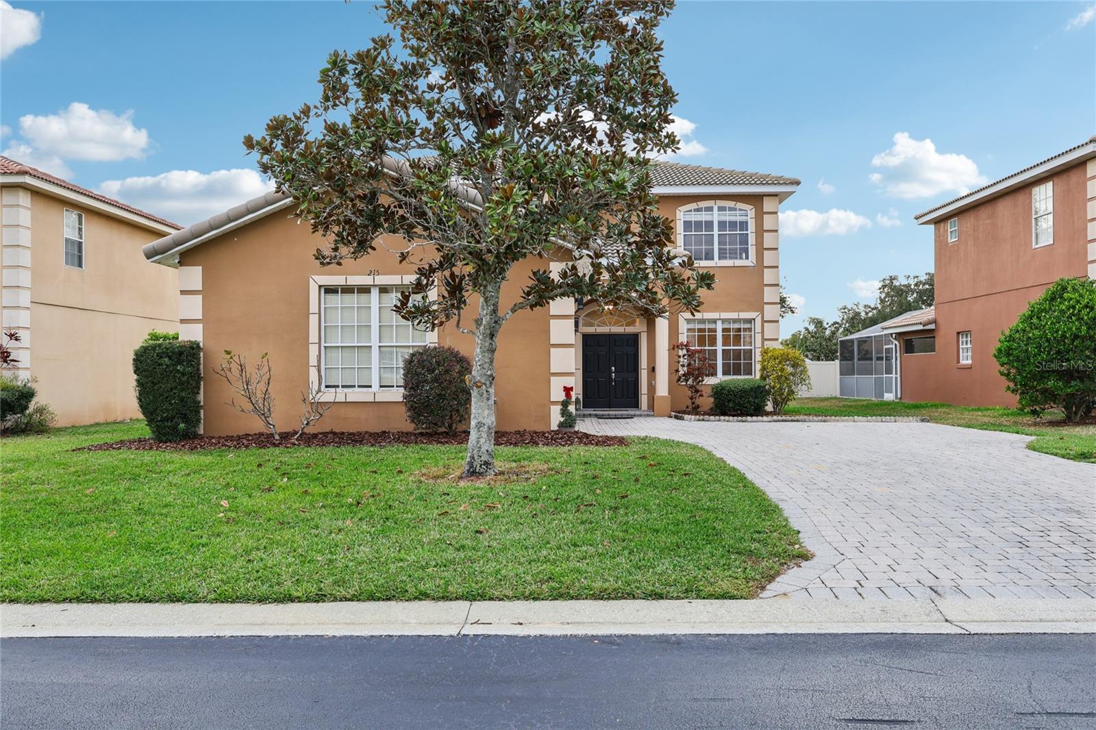 215 Vista Drive, FL
