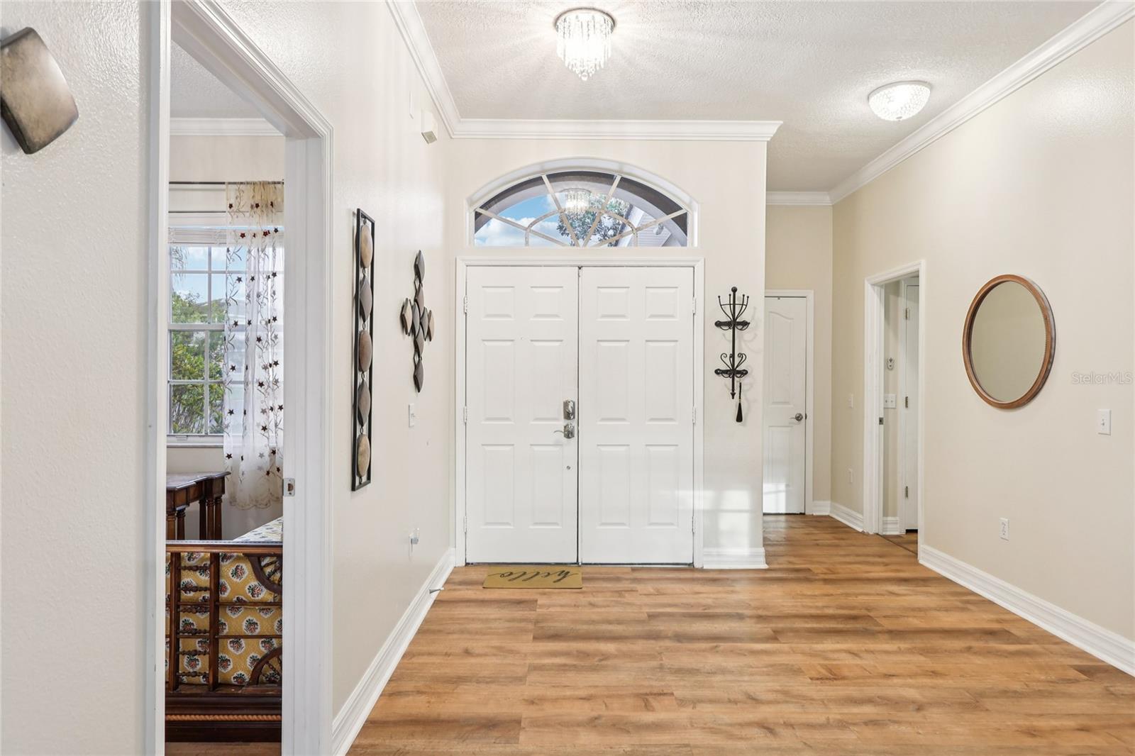 215 Vista Drive, FL