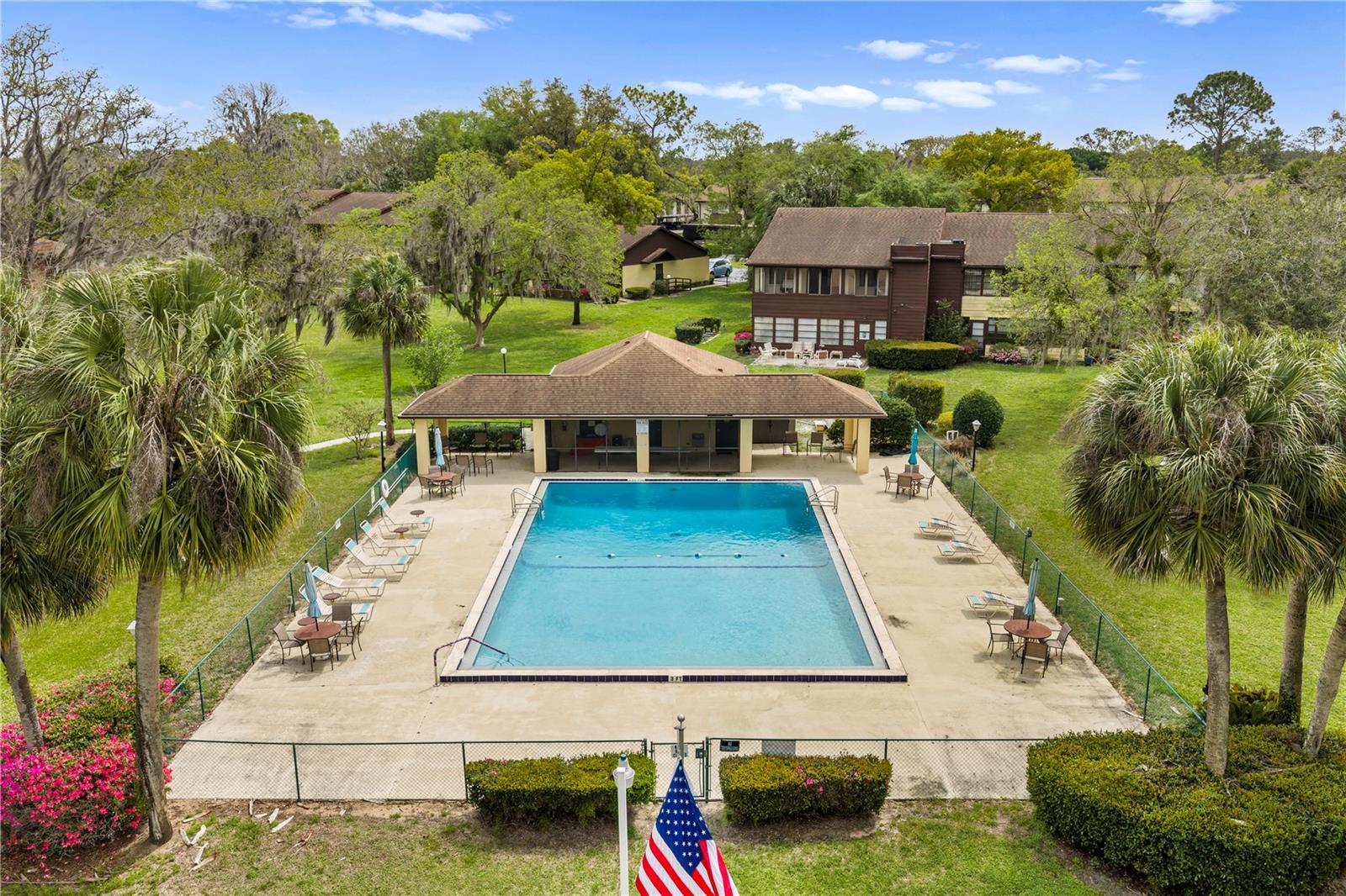 515 Fairways Lane, FL