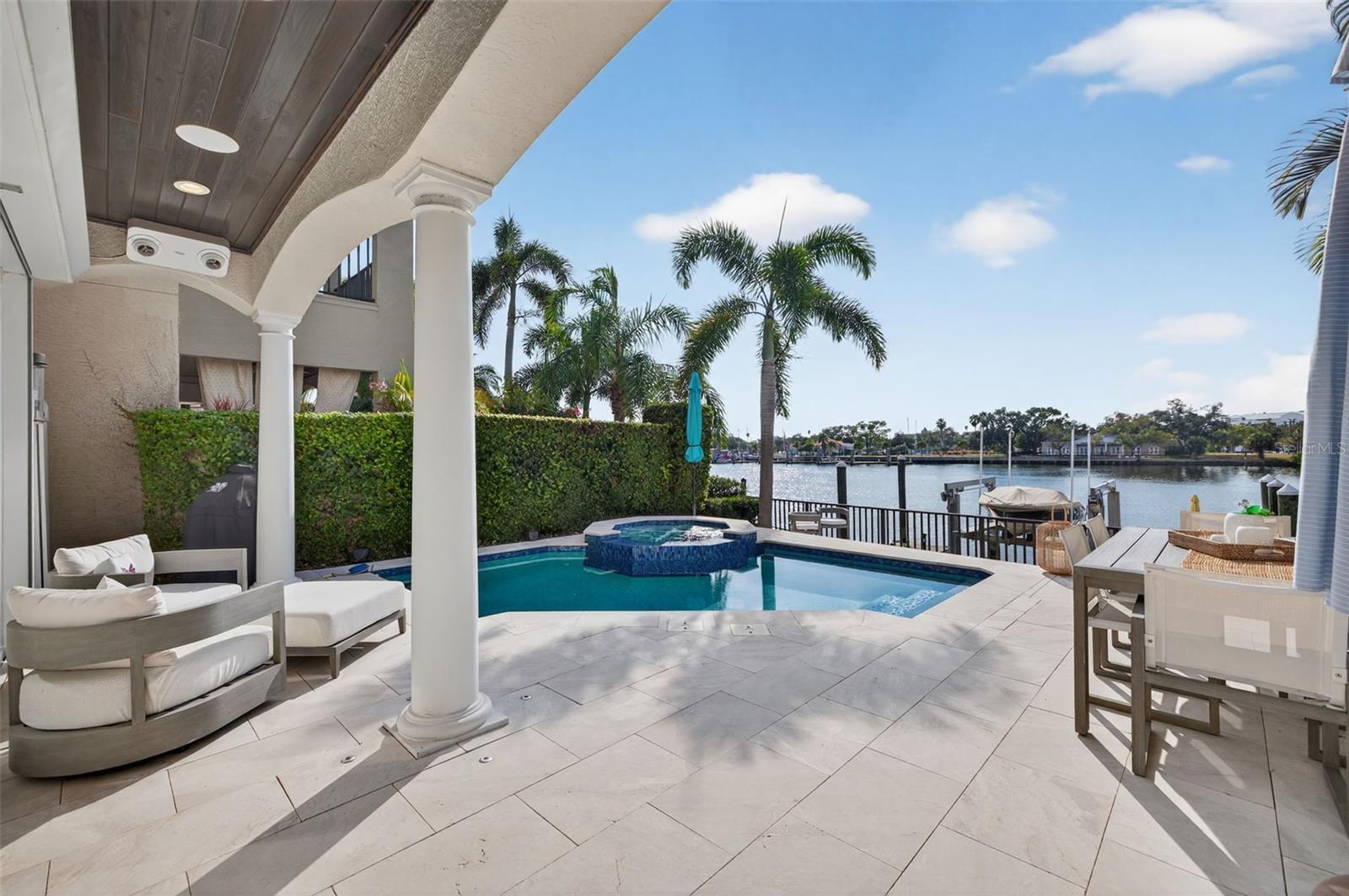 1009 Royal Pass Road, FL