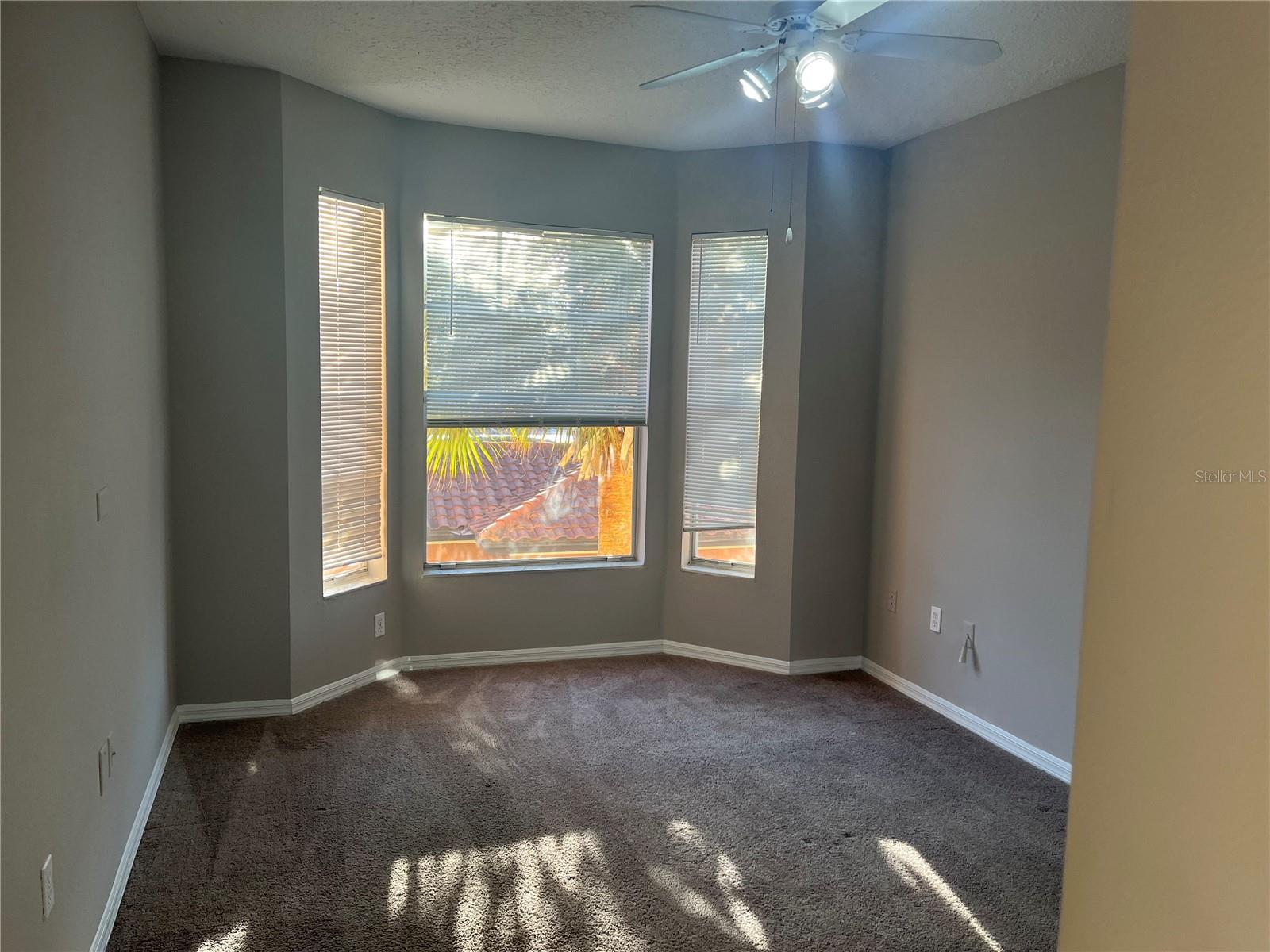 5572 Metrowest Boulevard, FL