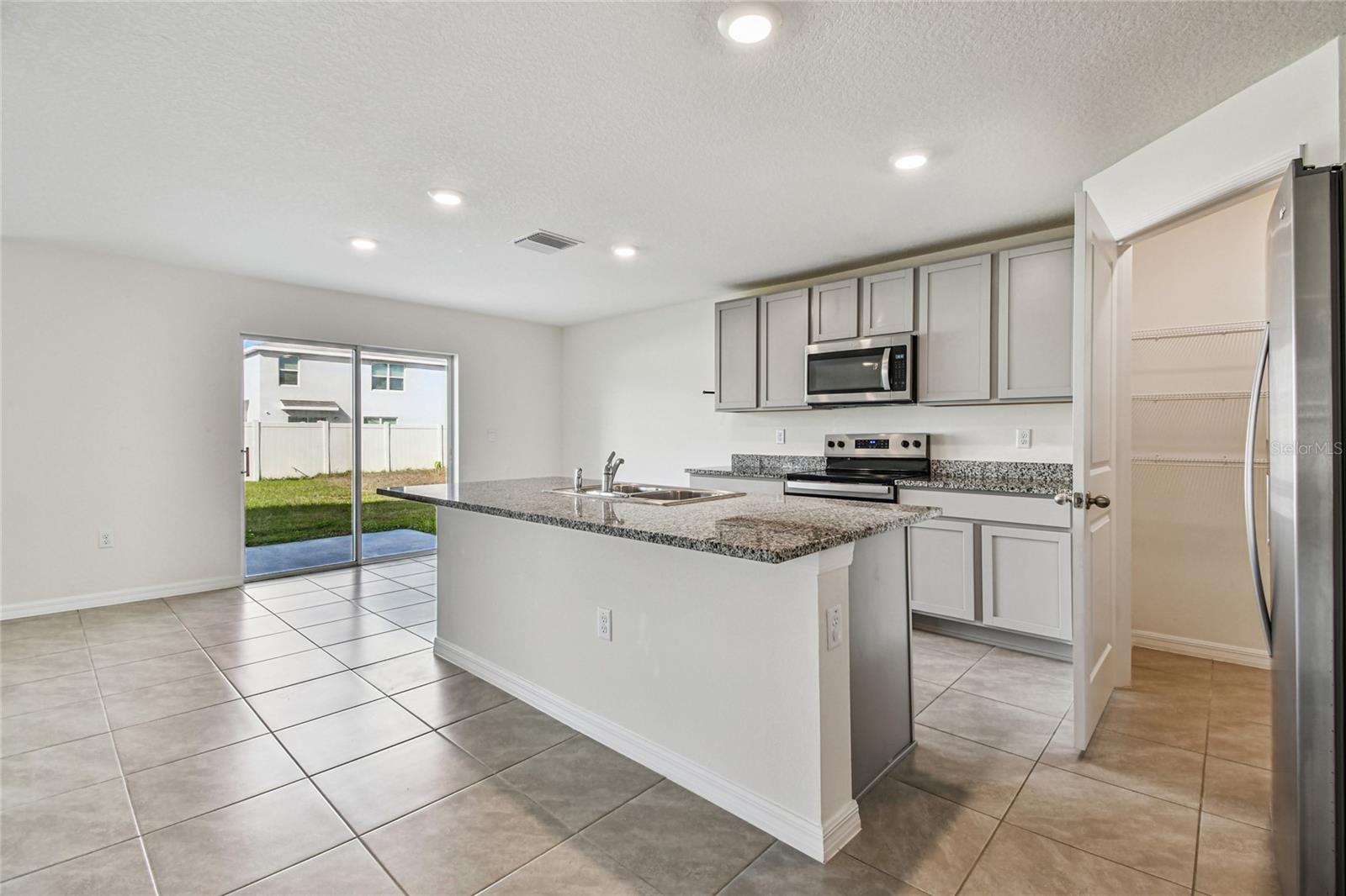 9208 Mission Bay Place, FL
