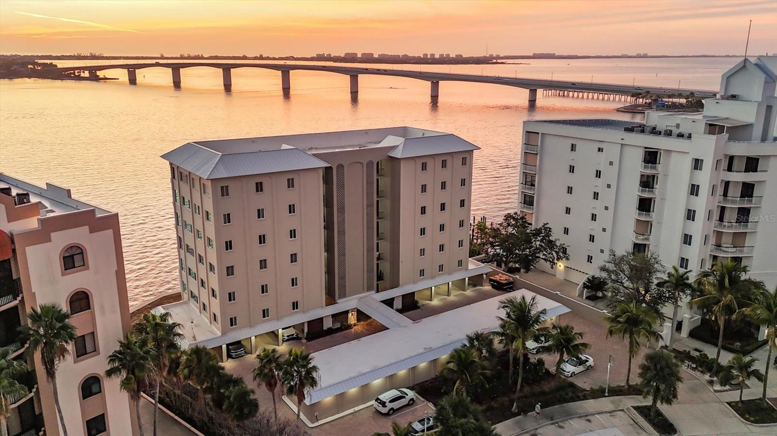 350 Golden Gate Point, FL