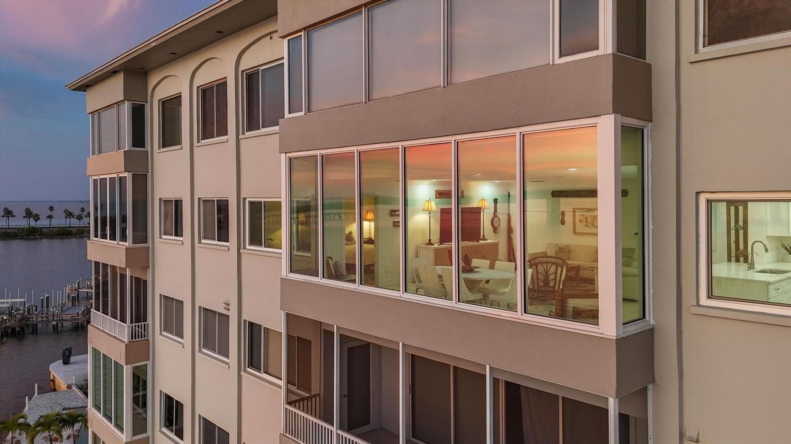350 Golden Gate Point, FL