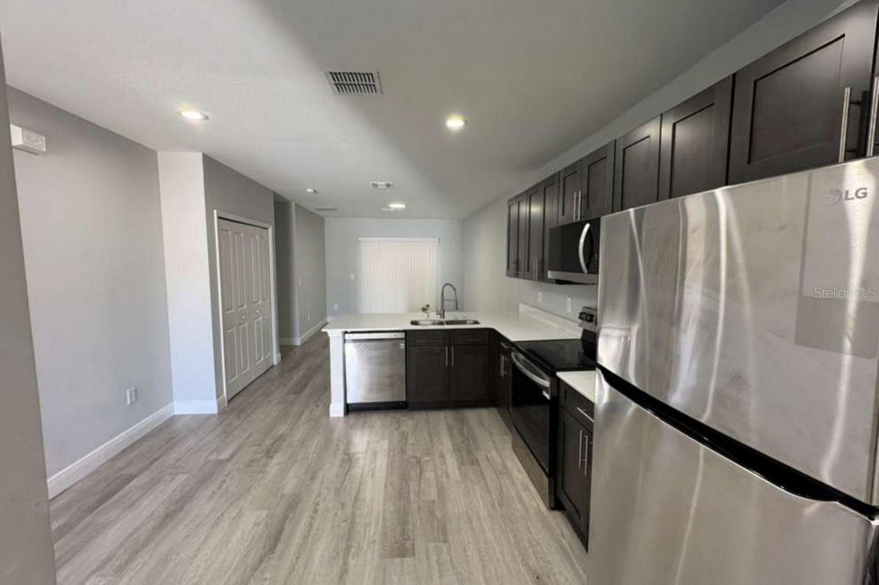 985 57th Court, FL