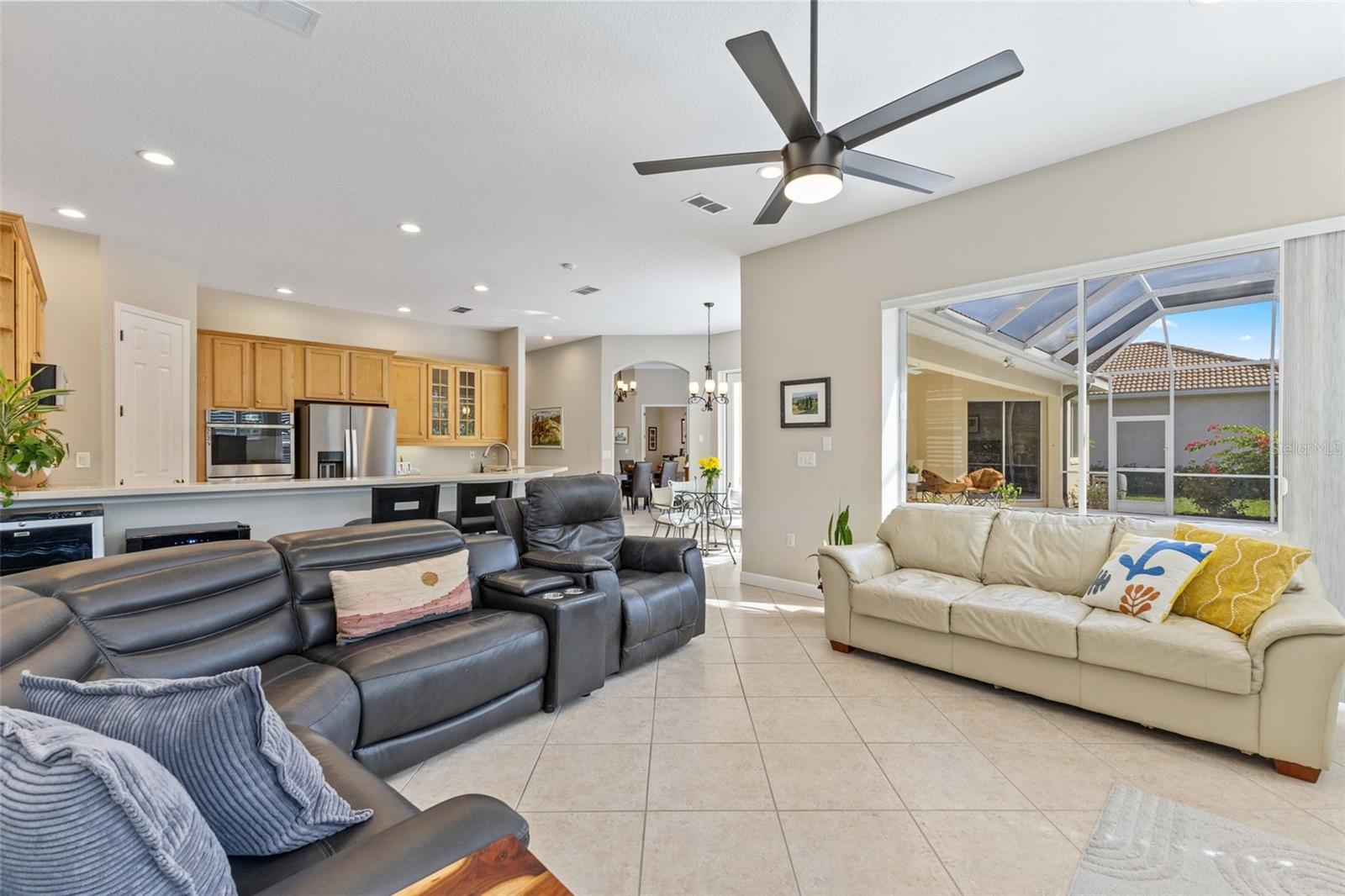 6840 Coyote Ridge Court, FL