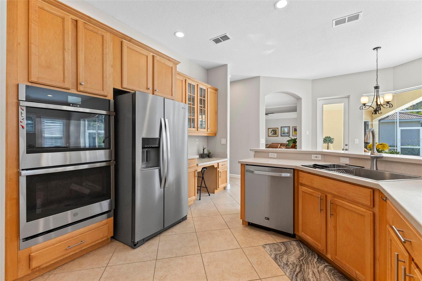 6840 Coyote Ridge Court, FL