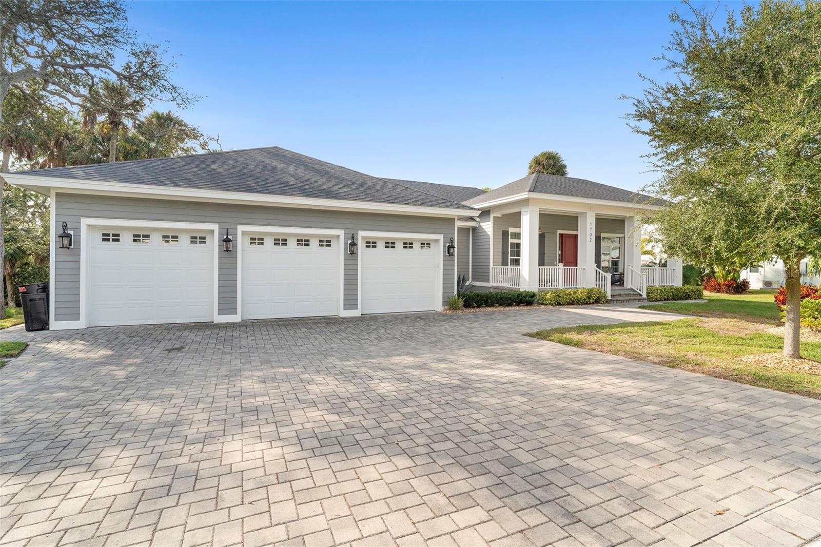 1702 Saxon Drive, FL