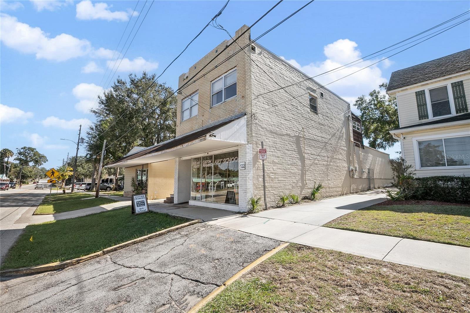 128 Rich Avenue, FL