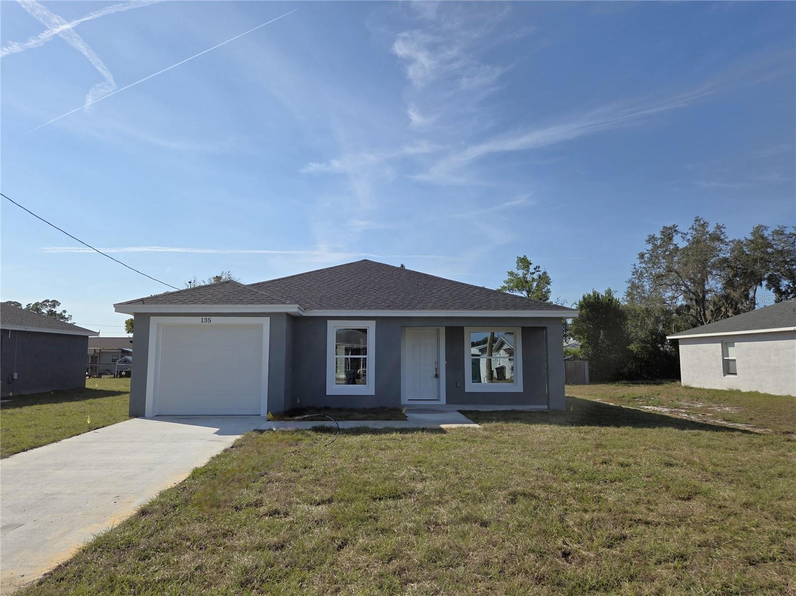 135 Pierce St, FL